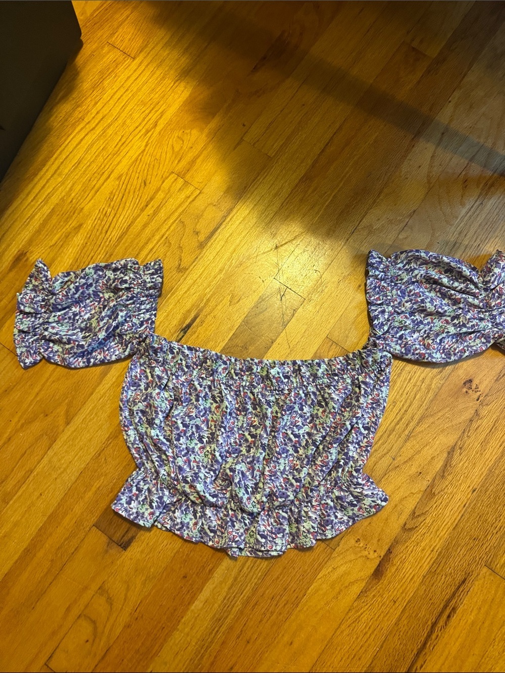 Better Be Off The Shoulder Purple Floral Puff-Sleeve Cropped Top - Picture 7 of 7